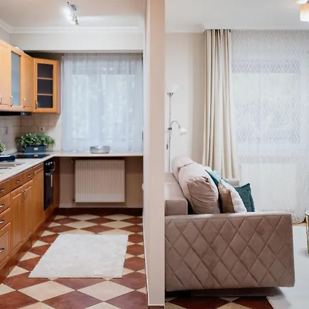 Brookforest Centrum *