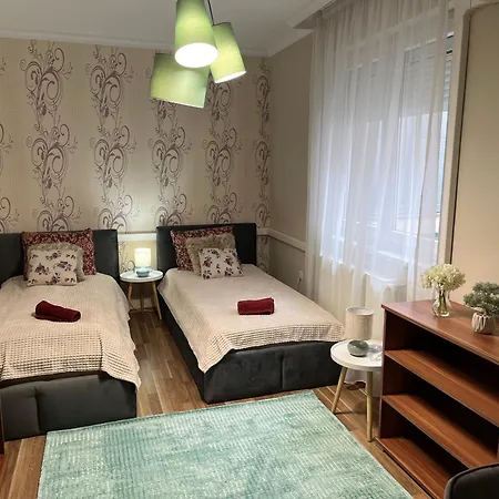 Brookforest Centrum Debrecen