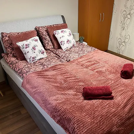 Brookforest Centrum Apartamento *