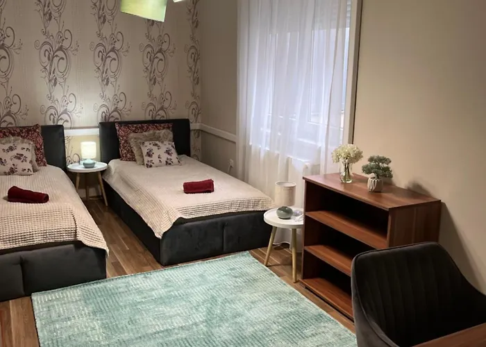 Apartment Brookforest Centrum *